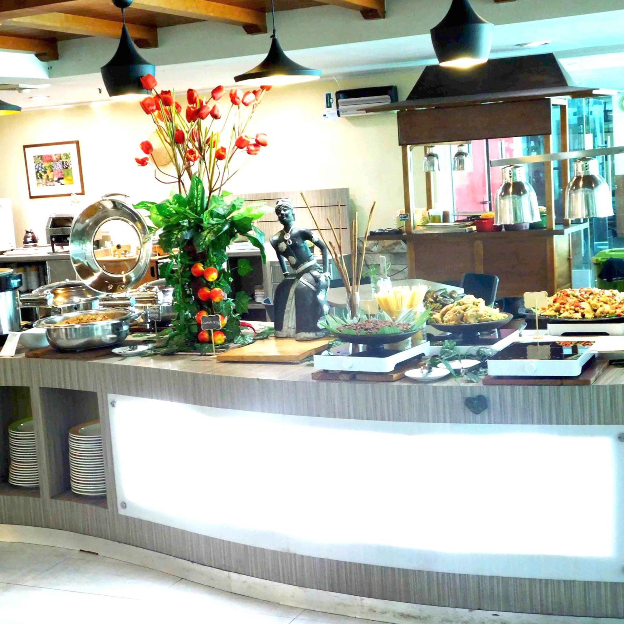 Tamarin Hotel Jakarta Manage By Vib Hospitality Management Экстерьер фото