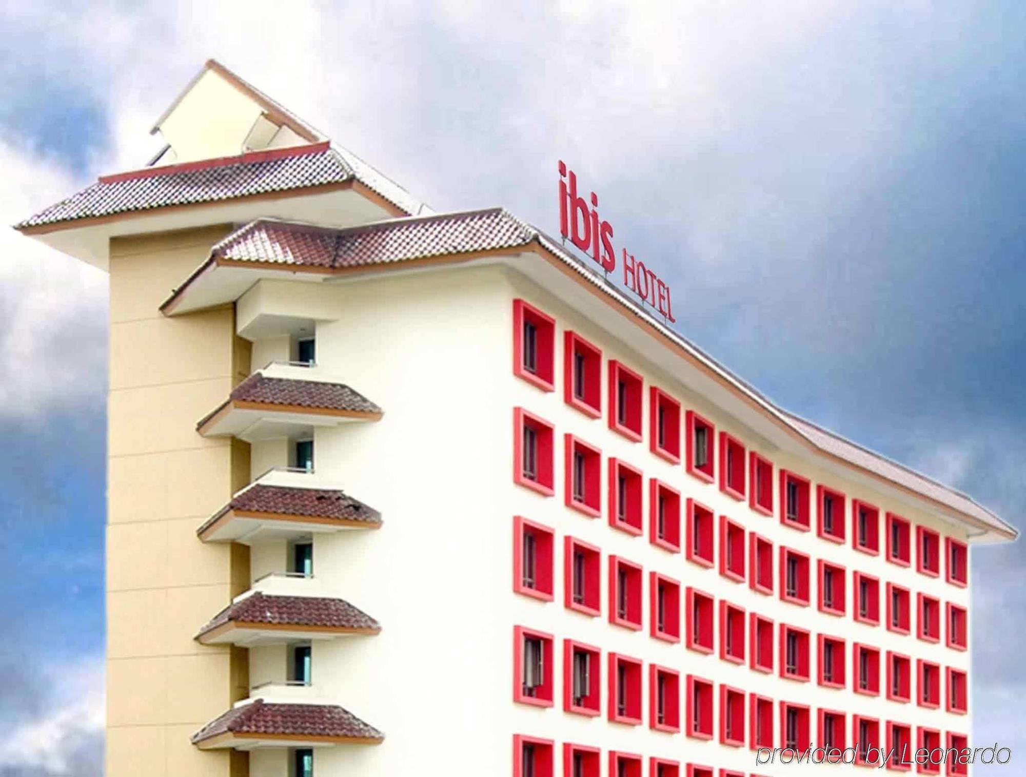 Tamarin Hotel Jakarta Manage By Vib Hospitality Management Экстерьер фото